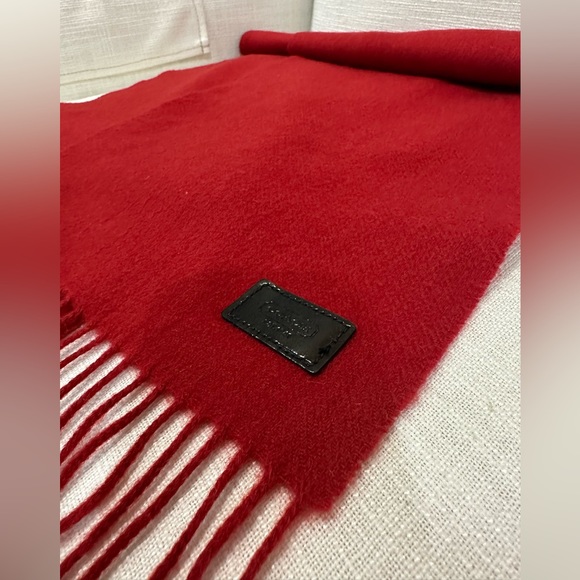 Coach red scarf - Picture 2 of 3